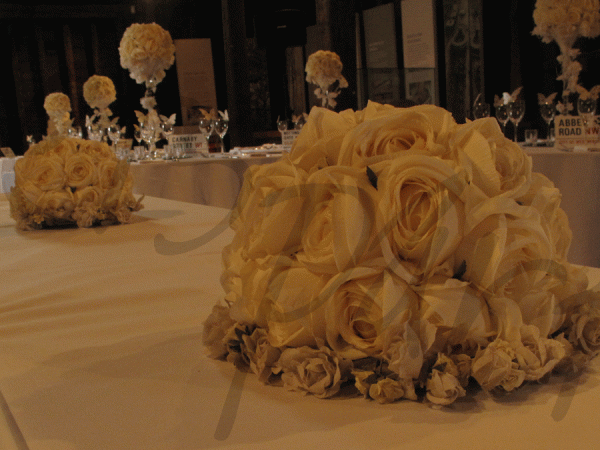 vintage-themed-decoration