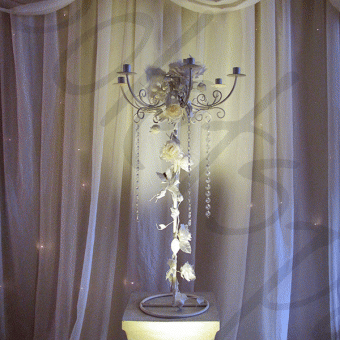 floral-candelabra-artificial-table-decoration