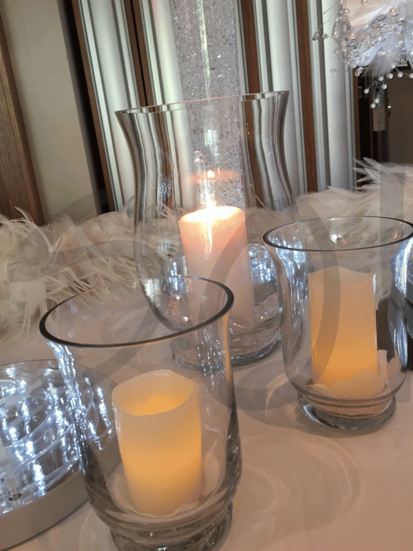 hurricane-vase-table-decoration