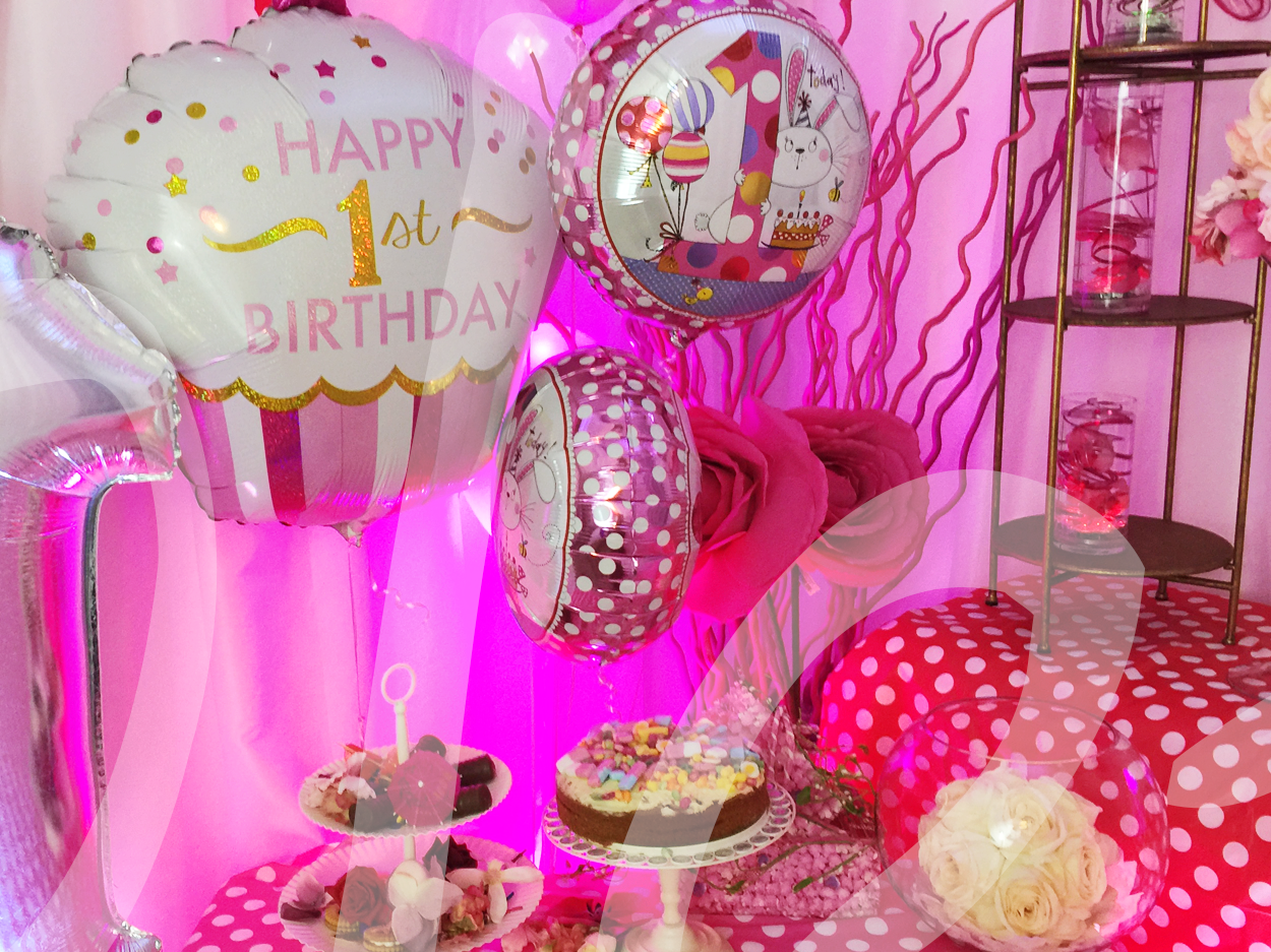 first-birthday-party-decoration-girls-1