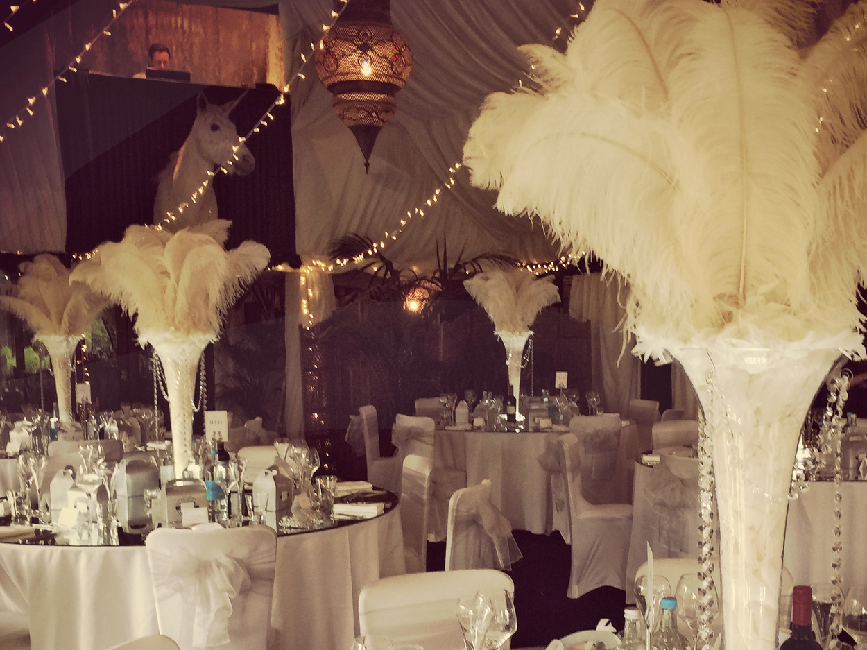 ostrich-feather-table-decorations
