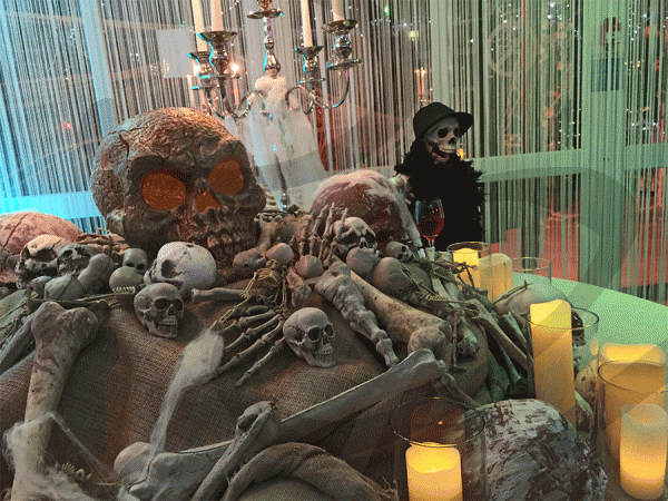 decoration-halloween-dressing-venue-styling halloween-shrine-decoration